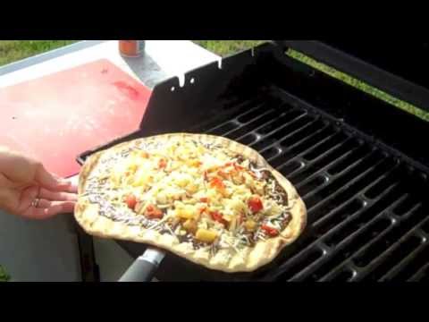 How to Grill Pizza